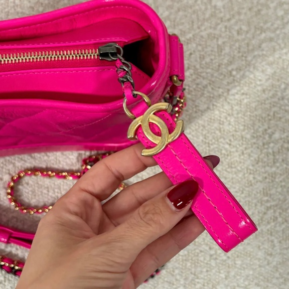 Authentic Chanel Fuchsia Goatskin Small Gabreille Bag - Picture 6 of 15